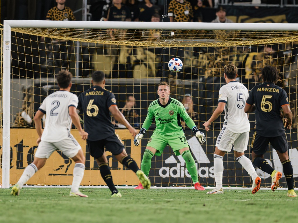 不仅仅是球 不仅仅是球